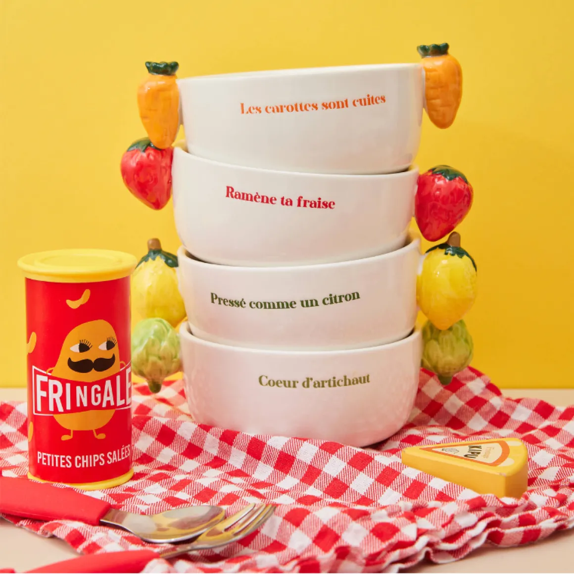 Bol avec anses fraises