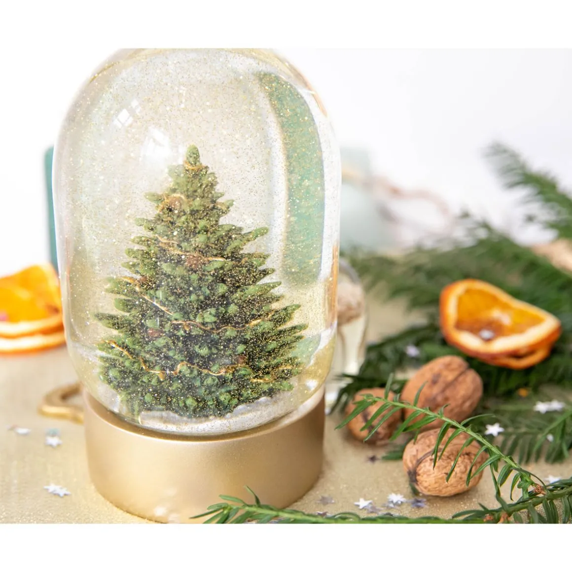 Boule à neige grand sapin