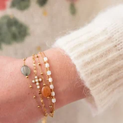 Bracelet doré pierre orangée