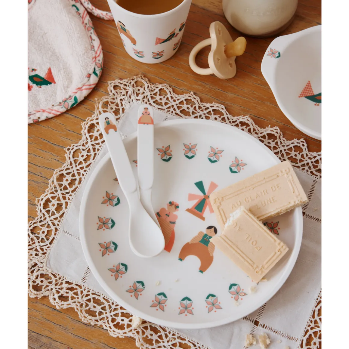 Coffret repas en mélamine fleuri - Folk d'été