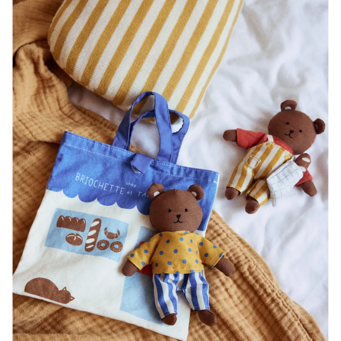 Duo petites poupées en tissu ours - Petit déj