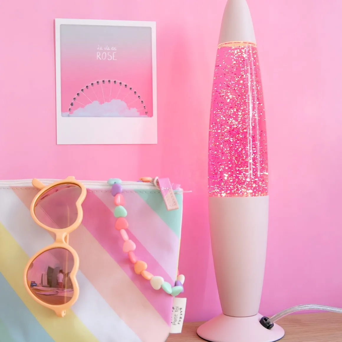Lampe à lave paillettes rose