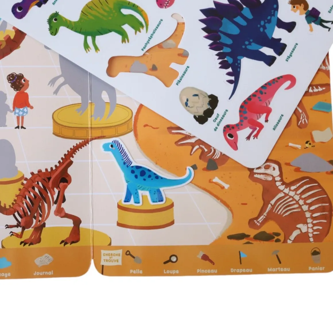 Livre stickers repositionnables Le musée des dinosaures