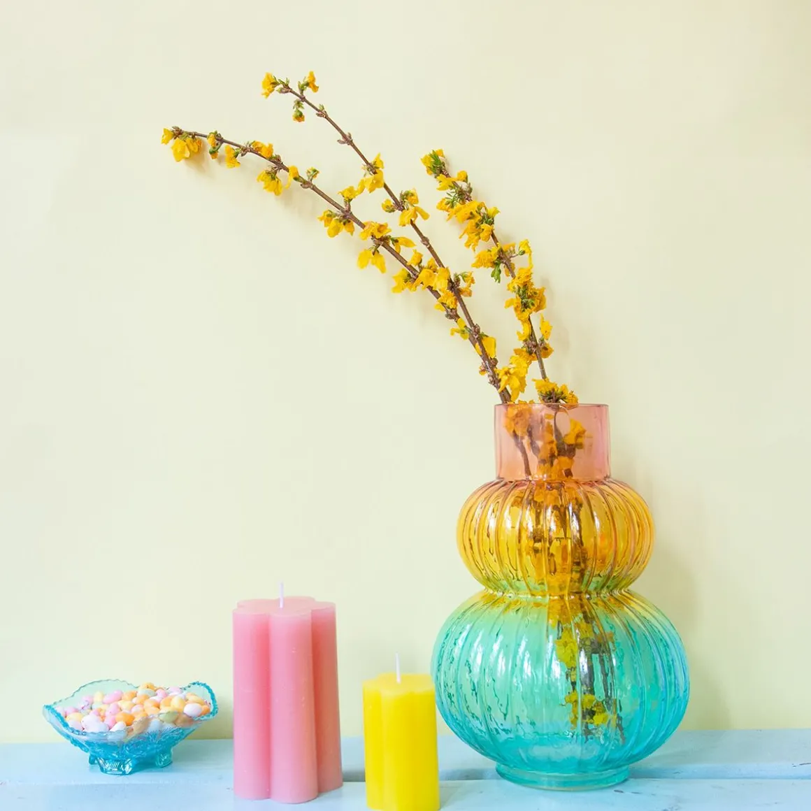 Petite bougie fleur jaune