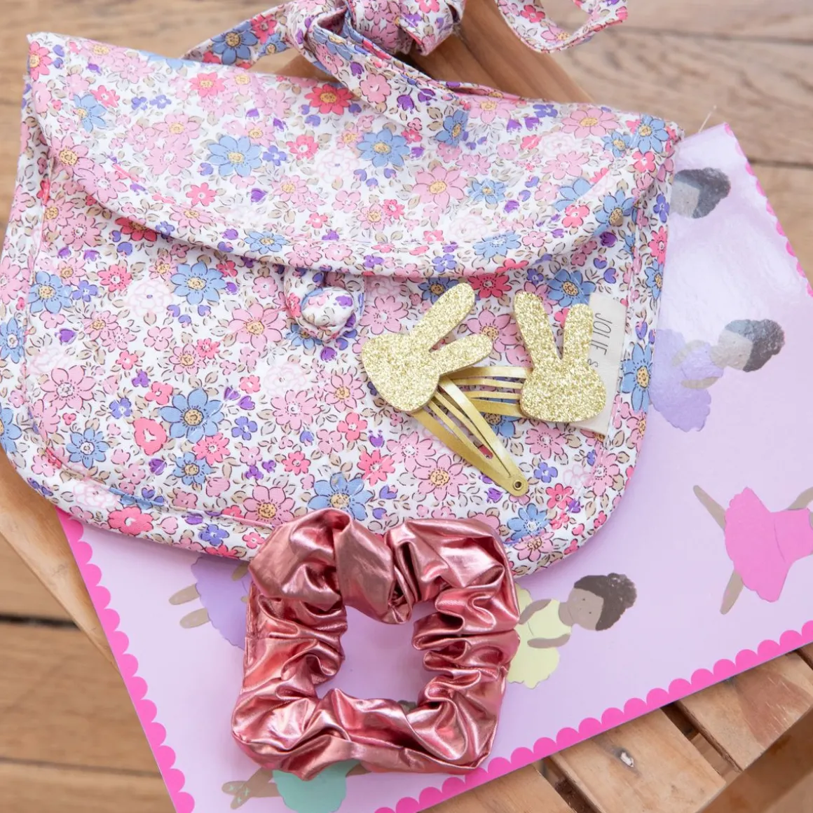 Sac bandoulière fleuri bleu et rose