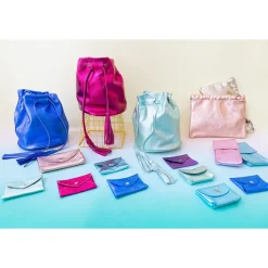 Sac bourse cuir vert menthe à pompons