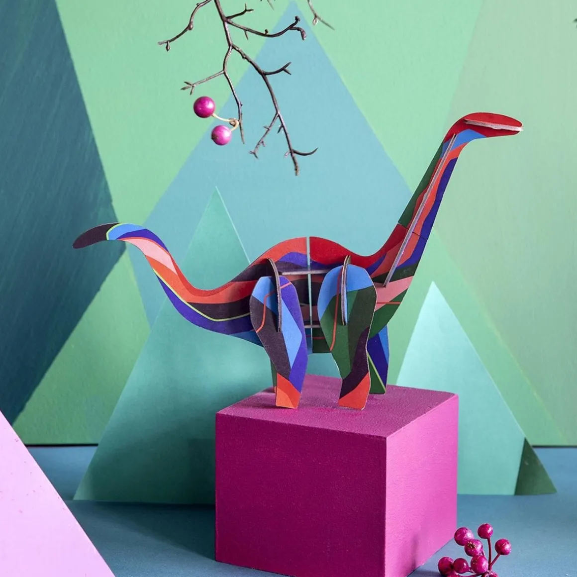 Trophée dinosaure diplodocus