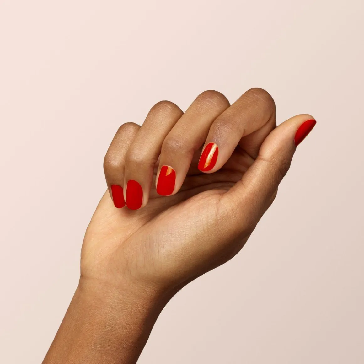 Vernis à ongles naturel rouge Indian Summer